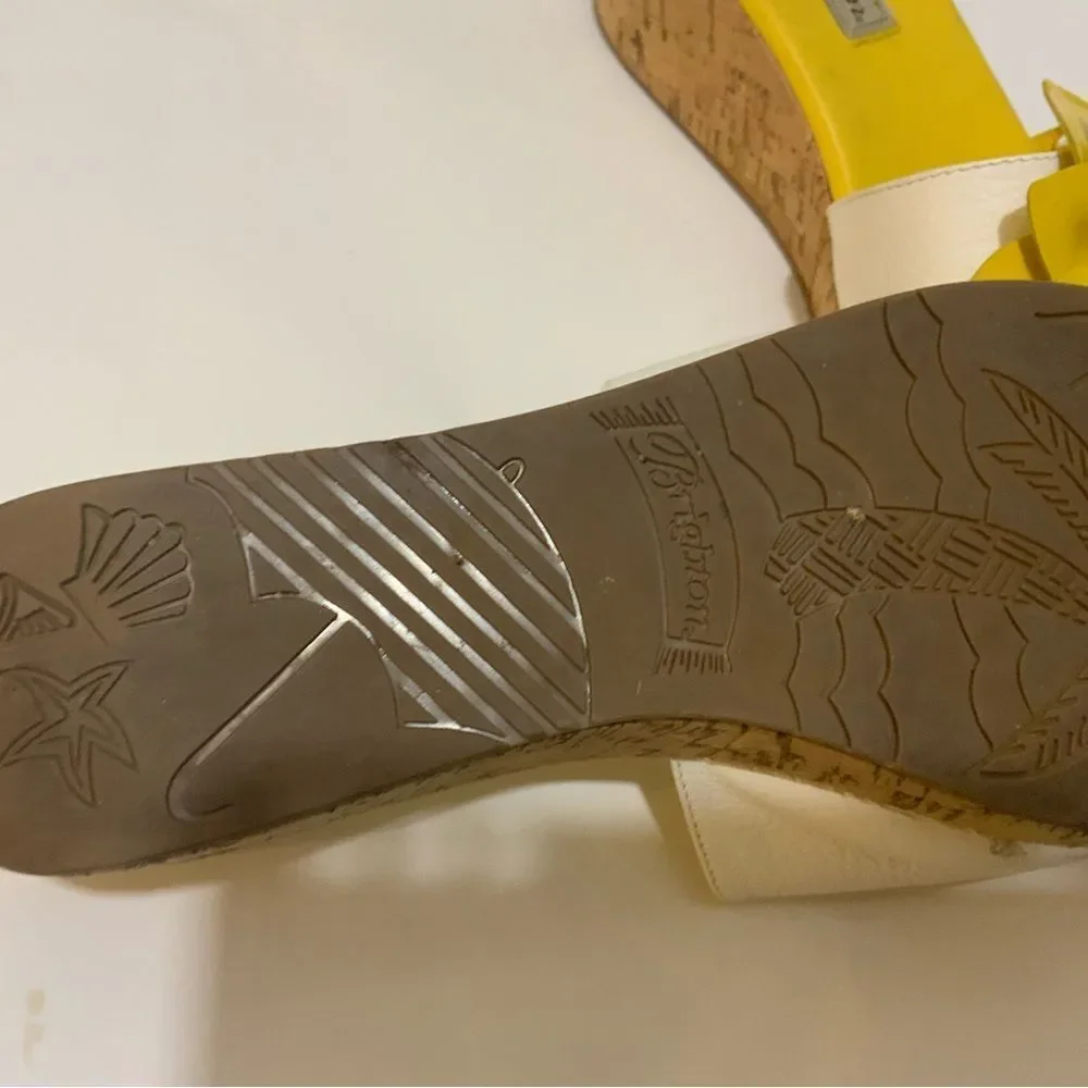 Brighton Helena Women’s Size 9 M  Slide Yellow and White flower leather.